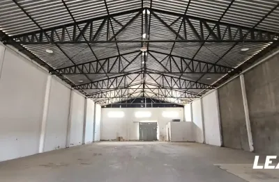 Aluga-se - armazém  de 552m² frente para av. mário andreazza - varzea grande      mt
