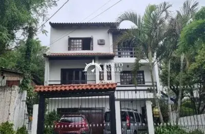 Sobrado à venda, 280 m² por R$ 800.000,00 - Vila Jardim - Porto Alegre/RS