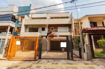 Sobrado com 4 dormitórios à venda, 209 m² por R$ 800.000,00 - Vila Ipiranga - Po