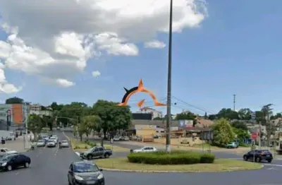 Vende-se um lindo terreno  na rótula da saturnino de brito- vila jardim - porto