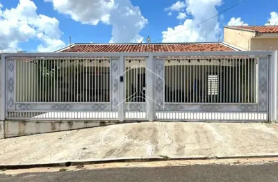 Casa com 3 quartos à venda na Rua Guerino Cavalieri, 0, 10673, Cavalieri II, Marília