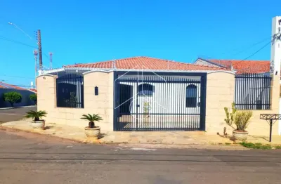 Casa com 3 quartos à venda na Rua Gabriel Gebra, 10887, Jardim Aparecida Nasser, Marília