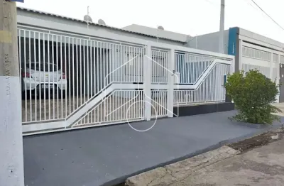 Casa com 3 quartos à venda na Rua Hernani Frangipani, 2146, Professor José Augusto da Silva Ribeiro, Marília