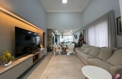 Casa em condomínio fechado com 3 quartos à venda na Avenida Antônio Borella, 10252, Jardim São Domingos, Marília