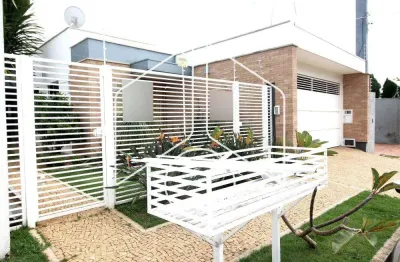 Casa com 4 quartos à venda na Rua Luiz Vieira da Costa, 6163, Jardim Acapulco, Marília