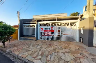 Casa com 5 quartos à venda na Rua Sargento Ananias de Oliveira, 50056, Cascata, Marília