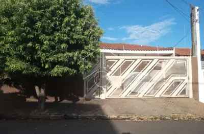 Casa com 3 quartos à venda na Rua Delphina Lopes de Mello, 8171, Jardim Parati, Marília