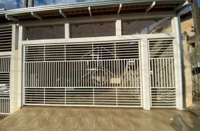 Casa com 2 quartos à venda na Rua Paulo Centrone, 70283, Jardim América, Marília