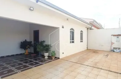 Casa com 3 quartos à venda na Rua Chuitiro Oki, 10889, Parque São Jorge, Marília