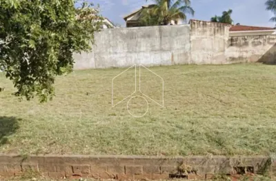 Terreno à venda na Rua Professor Glicério Povoas, 1106, Jardim Acapulco, Marília