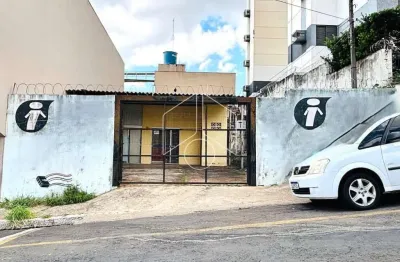 Barracão / Galpão / Depósito à venda na Rua Araraquara, 30258, Centro, Marília