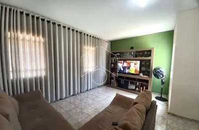 Casa com 3 quartos à venda na Rua Izaias Profeta do Espírito Santo, 41004, Jardim Cavallari, Marília