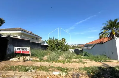 Terreno comercial à venda na Rua Doutor César Martins Pirajá, 78, Senador Salgado Filho, Marília