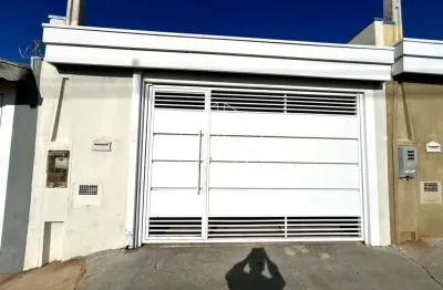 Casa com 2 quartos à venda na Rua Américo Davoli, 10359, Vila Real, Marília