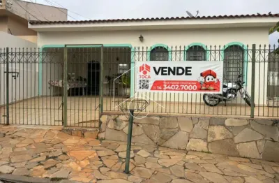 Casa com 3 quartos à venda na Rua Doutor Issamu Miura, 30176, Jardim América, Marília