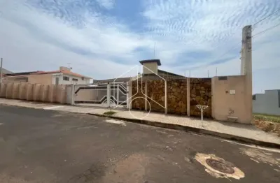 Casa com 3 quartos à venda na Rua Hemetério Gomes Fernandes, 10376, Jardim Tropical, Marília