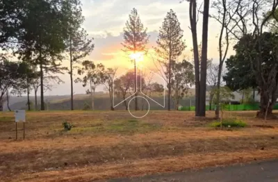 Terreno de 680m² no condomínio residencial vale do canaã em marília/sp