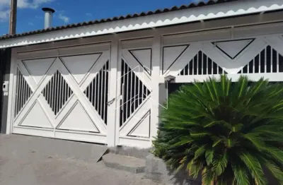 Casa com 2 quartos à venda na Avenida Pastor Darci da Silva Lima, 60577, Residencial Salvador Bassalobre (Padre Nóbrega), Marília