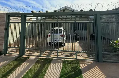 Casa com 2 quartos à venda na Rua Raul Roque Araújo, 10179, Núcleo Habitacional Jardim Bela Vista, Marília