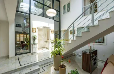 Sobrado Alto Padrão Condomínio Fechado com 5 suítes, 953 m² - venda ou locação - Chácara Monte Alegre - São Paulo/SP