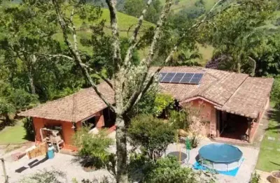 Sítio incrível em são francisco xavier com 2 casas amplas e vista maravilhosa