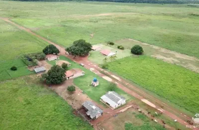 Fazenda à venda no Centro, Santa Terezinha 