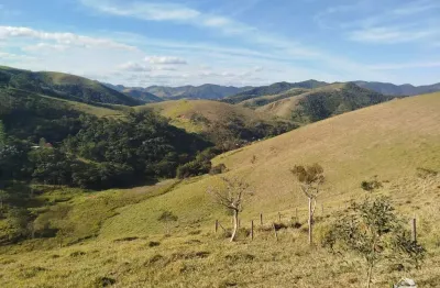 Chácara excelente em monteiro lobato com vista privilegiada para a serra da mantiqueira