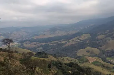 Terreno com ótima localização e linda vista em são francisco xavier/sp