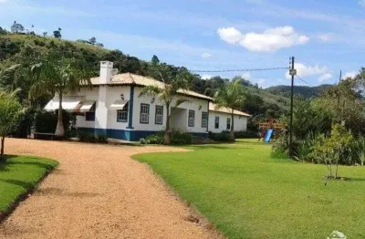 Fazenda à venda no Centro, Monte Sião 