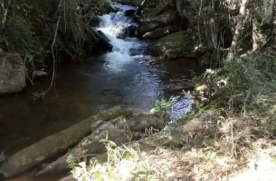 Terreno espetacular com lindíssimas cachoeiras em joanópolis/sp