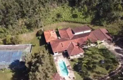 Fazenda à venda no Centro, Igaratá 