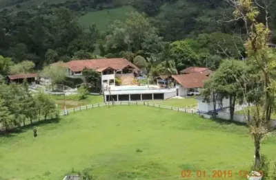 Fazenda à venda no Jardim Bela Vista, São José dos Campos 