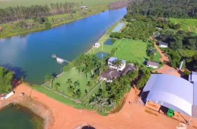 Fazenda à venda no Setor Comercial, Sinop 