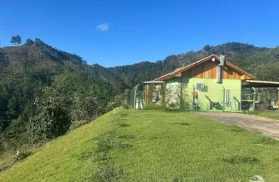 Sítio maravilhoso com ótima localização e a melhor vista de monteiro lobato