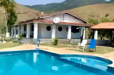 Fazenda à venda no Centro, Roseira 