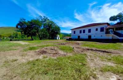 Fazenda à venda no Centro, Roseira 