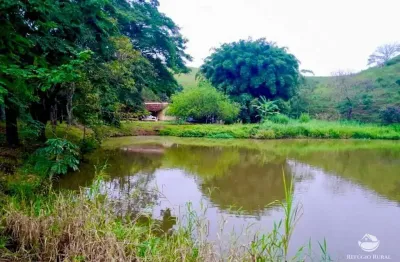 Lindo sítio com paisagem deslumbrante em são josé dos campos/sp