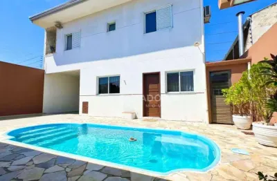 Casa com piscina,  6 dormitórios à venda, 290 m² por r$ 950.000 - cohapar - guaratuba/pr