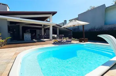 Casa com 3 dormitórios à venda, 194 m² por r$ 980.000,00 - brejatuba - guaratuba/pr