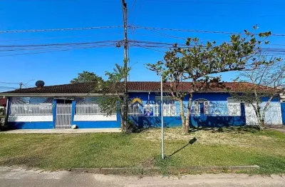 Casa com 3 dormitórios à venda, 200 m² por r$ 750.000,00 - piçarras - guaratuba/pr