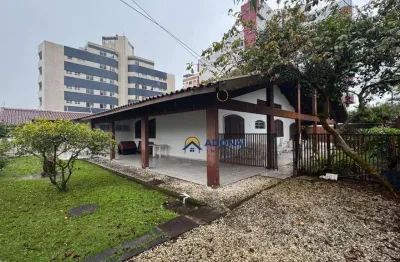 Casa com 5 dormitórios à venda, 381 m² por R$ 3.300.000,00 - Centro - Guaratuba/PR