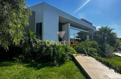 Casa em condomínio fechado com 5 quartos à venda na jorge sanwais, 2300, jardim naipi, foz do iguaçu por r$ 4.500.000