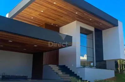 Casa térrea de esquina com amplo terreno no Condomínio Porto Madeiro em Foz do Iguaçu