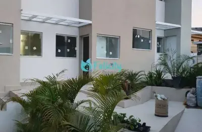 Sobrado de condomínio com 2 dorms, 2 vagas, 93m2 no pq. são domingos