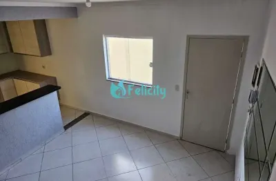 Sobrado em condomínio com 2 dorms, 1 vaga, 70m2 na vila dos remédios