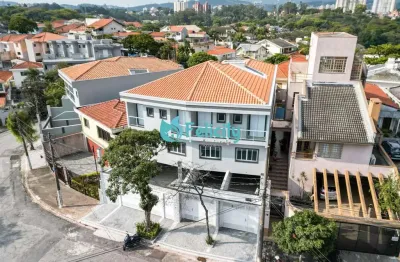 Sobrado com 3 suítes, 3 vagas, 150 m2 no parque são domingos