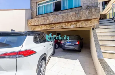 Sobrado com 3 dorms, 1 suíte, 4 vagas, 179m2 no jardim vista linda