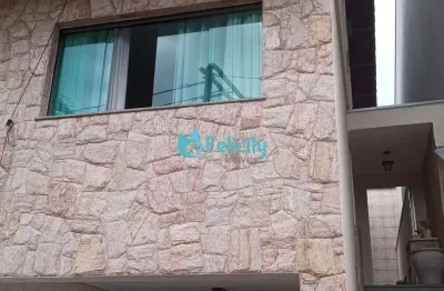 Sobrado com 3 dorms, 1 suíte, 4 vagas, 166m2 no pq. são domingos