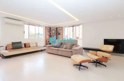 Apartamento com 2 suítes, 4 vagas, 204m2 em pinheiros