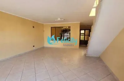 Sobrado com 3 dorms sendo 2 suítes, 2 vagas, 110m2 no cj residencial vista verde
